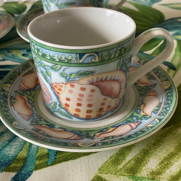 Siddhia Hutchinson Sea Garden Andrea by Sadek Japan (4) Cups Saucers Demitasse - Picture 7 of 16